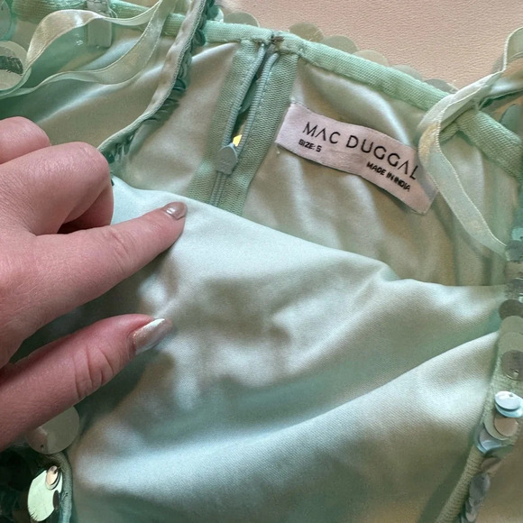 Homecoming Dress 10033 by Mac Duggal Small - Picture 4 of 6